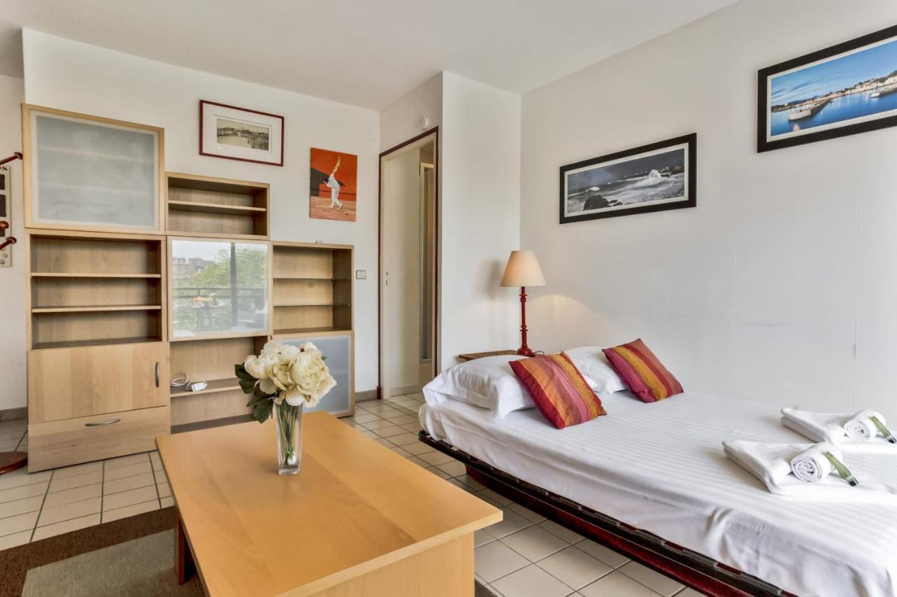 Appartement Ajar - Welkeys Biarritz Exteriör bild